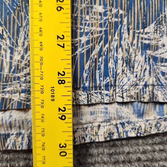 Axis LA 100% Silk Large Button Down Short Sleeve Shirt Blue Resort Wear Leisure - Picture 9 of 9